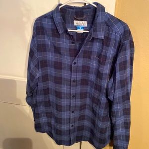 Columbia navy plaid shirt with white and red stripes. Perfect for fall!